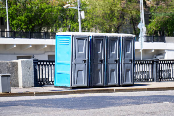 Portable Toilet Options We Offer in Tolar, TX